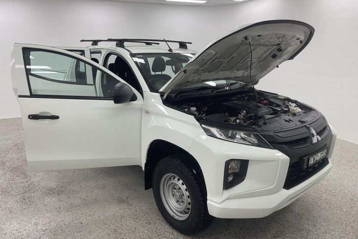 2022 Mitsubishi Triton GLX MR MY22 4x2 White