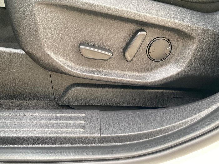 2025 Ford Everest Trend