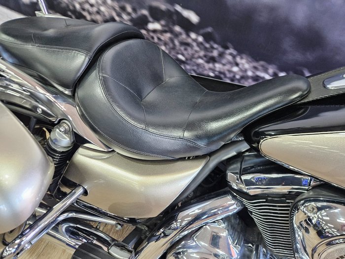 2010 Kawasaki VULCAN 1700 NOMAD Black