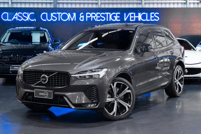 2021 Volvo XC60 B6 R-Design