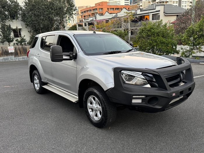 2020 Isuzu MU-X