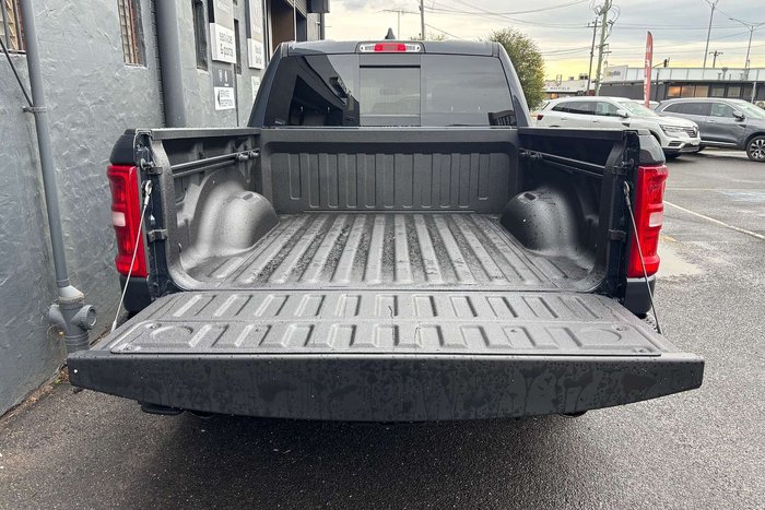 2026 RAM 1500 Express Black Edition Hurricane SO