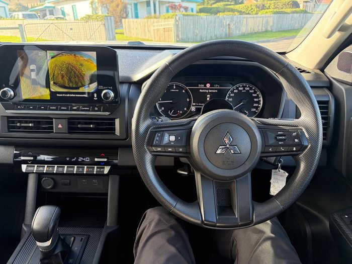 2024 Mitsubishi Triton GLX