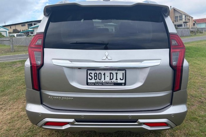 2024 Mitsubishi Pajero Sport Exceed