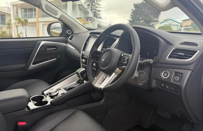 2024 Mitsubishi Pajero Sport Exceed