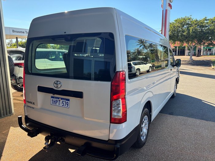 2022 Toyota HIACE Commuter Bus DSL AT (White Only)