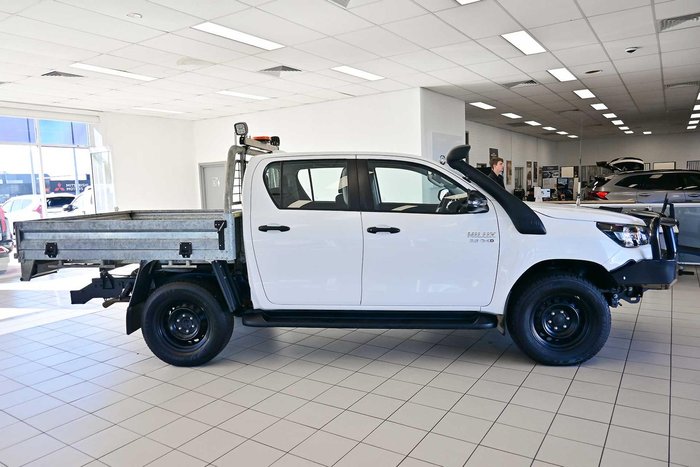 2022 Toyota Hilux SR