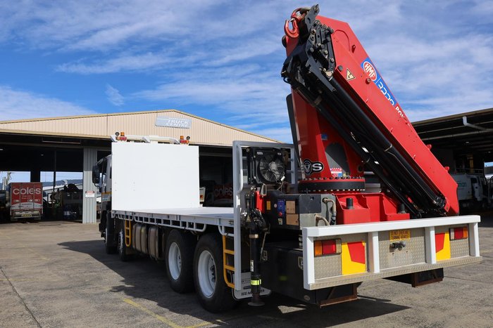 2022 Isuzu F Series FYJ300-350 White