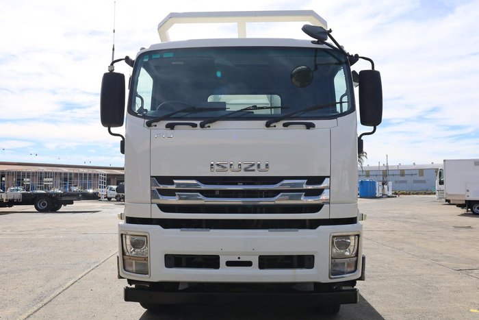 2022 Isuzu F Series FYJ300-350 White