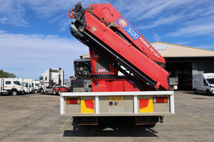 2022 Isuzu F Series FYJ300-350 White