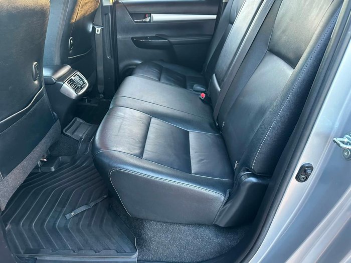 2019 Toyota Hilux SR5