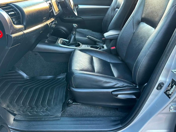 2019 Toyota Hilux SR5