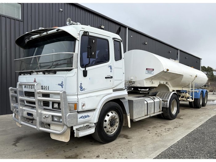 2000 Mitsubishi Fp500