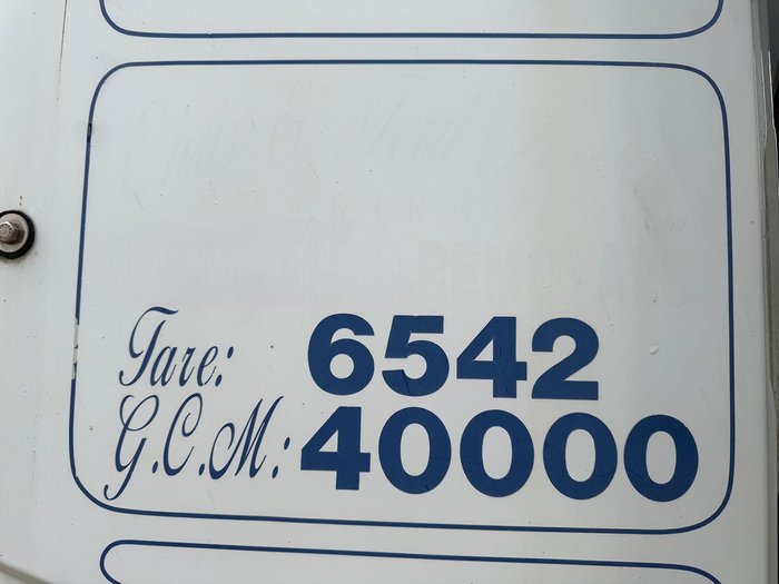 2000 Mitsubishi Fp500