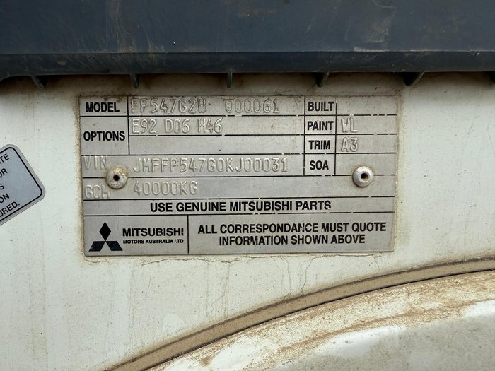 2000 MITSUBISHI TRUCK & WATER TANKER COMBO Fp500