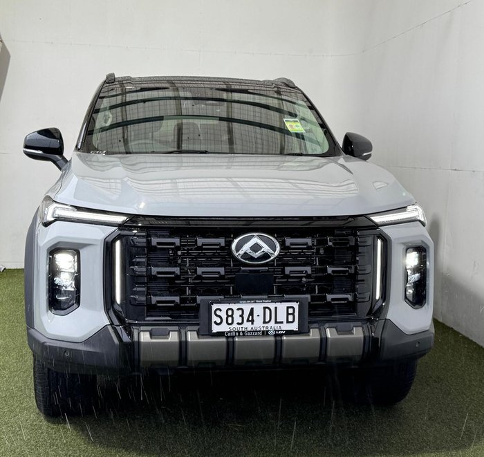 2025 LDV D90 Executive