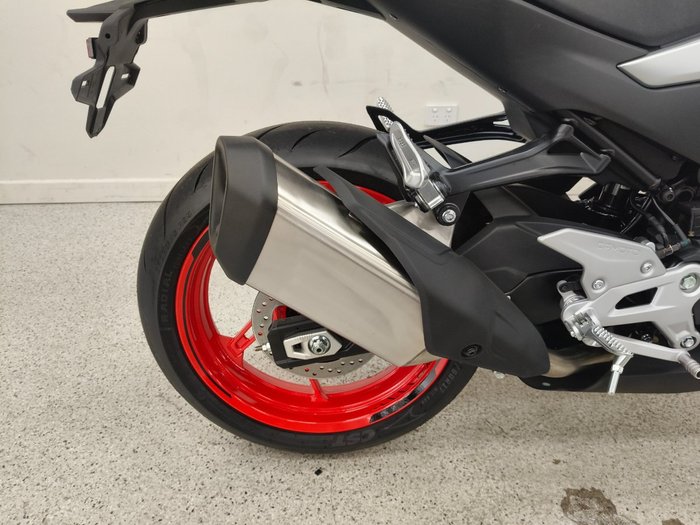 2026 CFMOTO 450 SR ABS Black