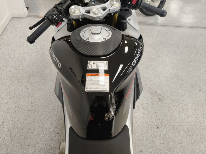 2026 CFMOTO 450 SR ABS Black