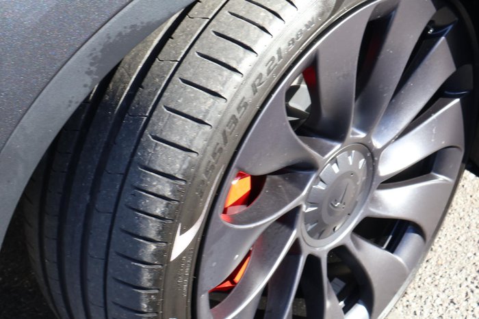 2023 Tesla Model Y Performance