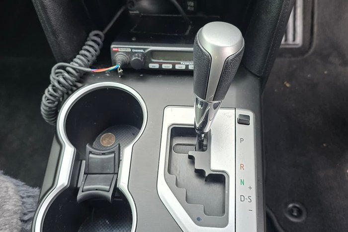 2013 Toyota Camry ATARA R