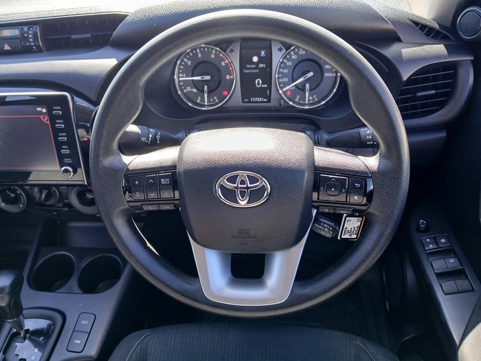 2023 Toyota Hilux SR