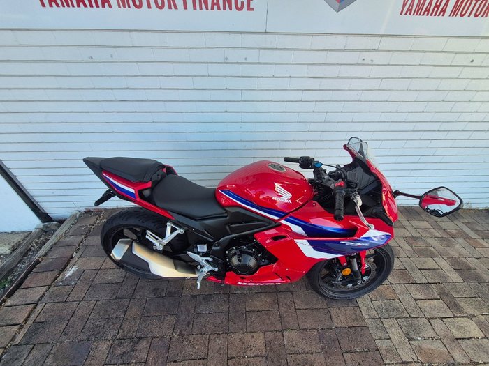 2025 Honda CBR500RA (ABS) LAMS RED