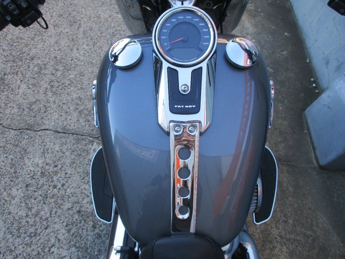 2021 HARLEY-DAVIDSON FLFBS FAT BOY S (114) BLACK