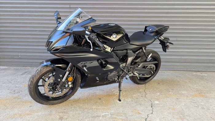 2025 Yamaha 2025 YAMAHA 660CC YZF-R7LA LAMS Black