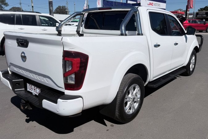 2021 NISSAN NAVARA ST (4x2)