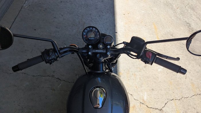 2026 ROYAL ENFIELD (SEE ALSO ENFIEL HUNTER 350 Silver