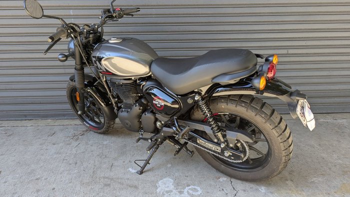 2026 ROYAL ENFIELD (SEE ALSO ENFIEL HUNTER 350 Silver