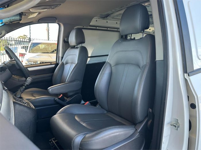 2022 LDV G10 +