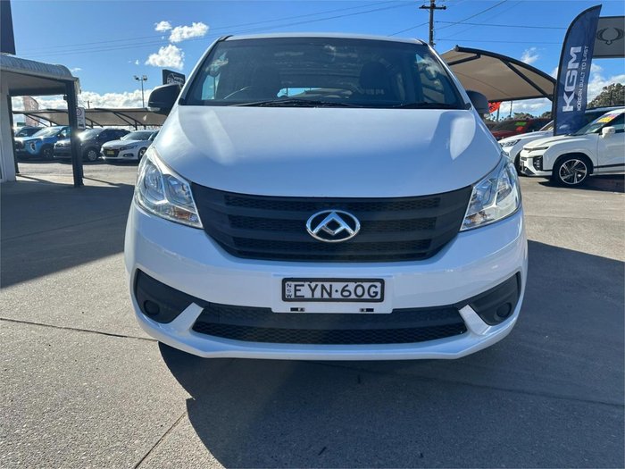 2022 LDV G10 +