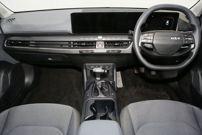 2025 Kia K4 S