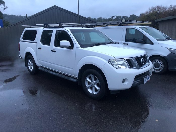 2014 Nissan Navara ST