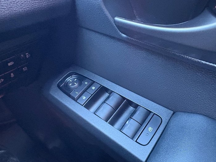 2026 Toyota Hilux SR 48V