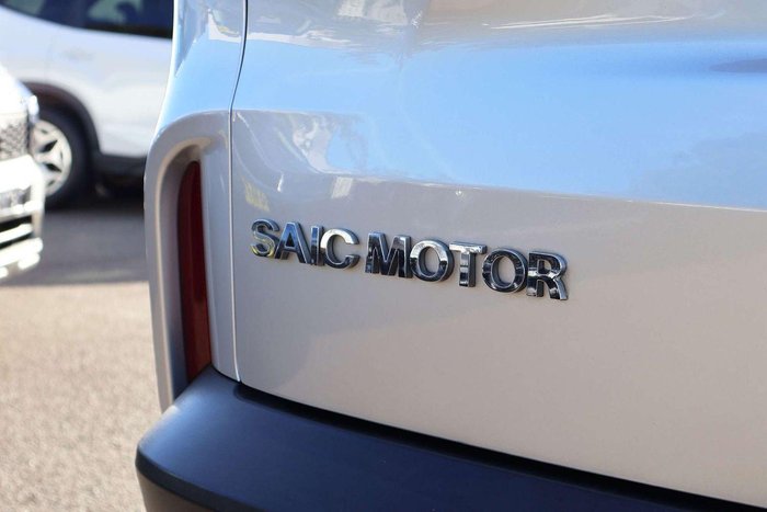 2019 LDV D90 Executive