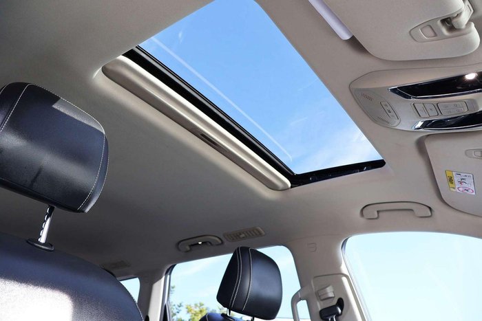 2019 LDV D90 Executive