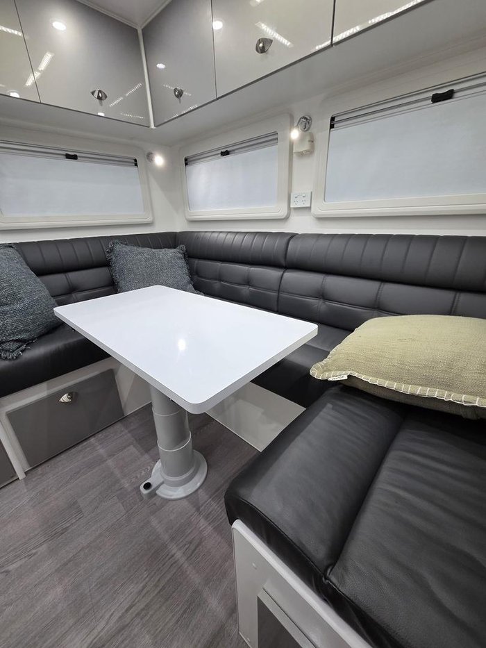 2021 Safari Caravans Delta226