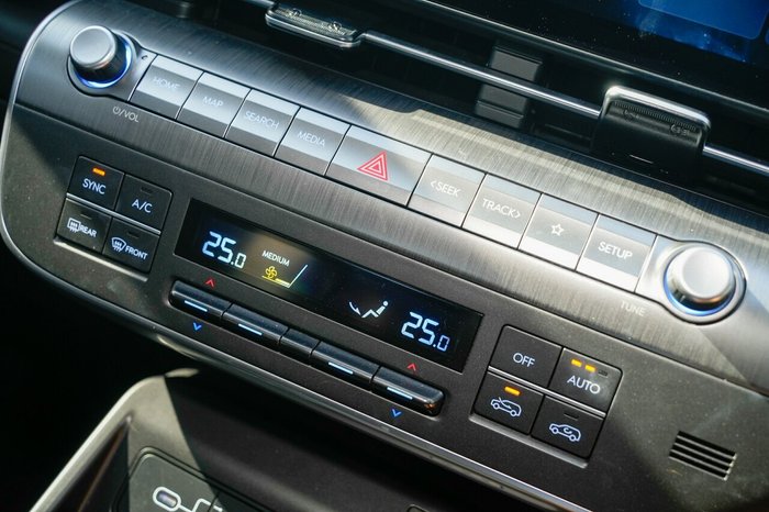 2024 Hyundai Kona Premium
