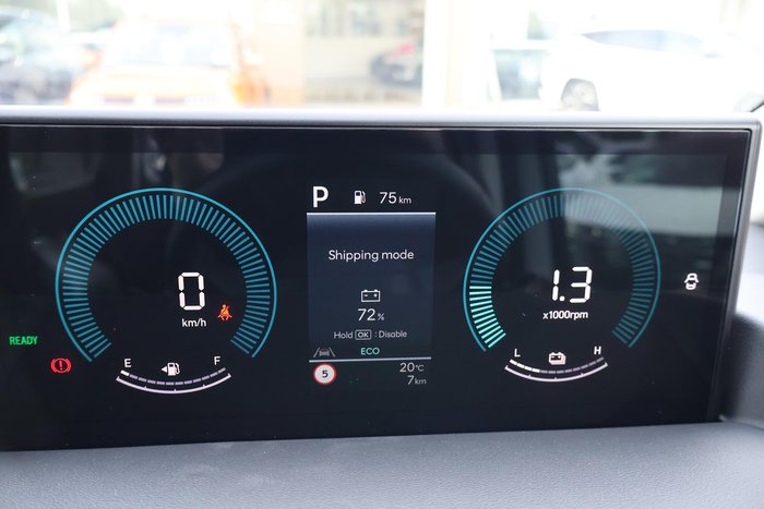 2026 Hyundai STARIA LOAD