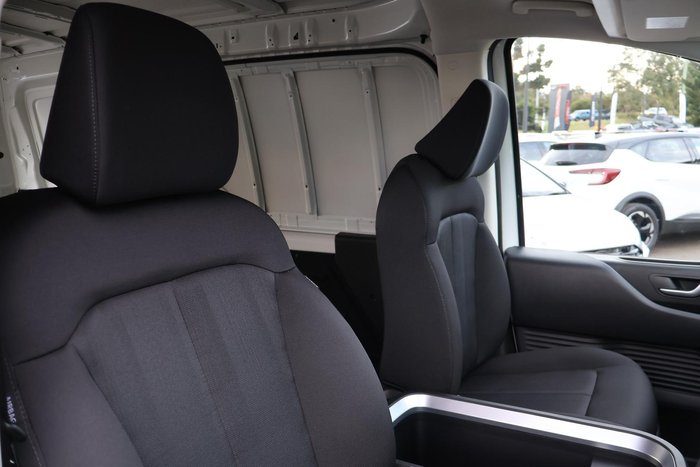 2026 Hyundai STARIA LOAD