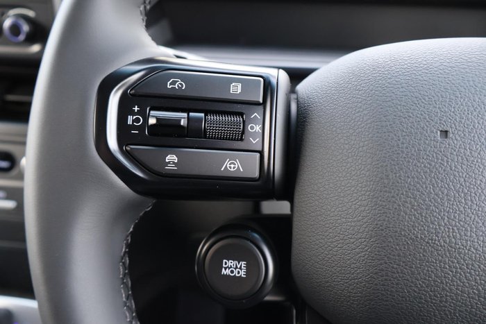 2026 Hyundai STARIA LOAD