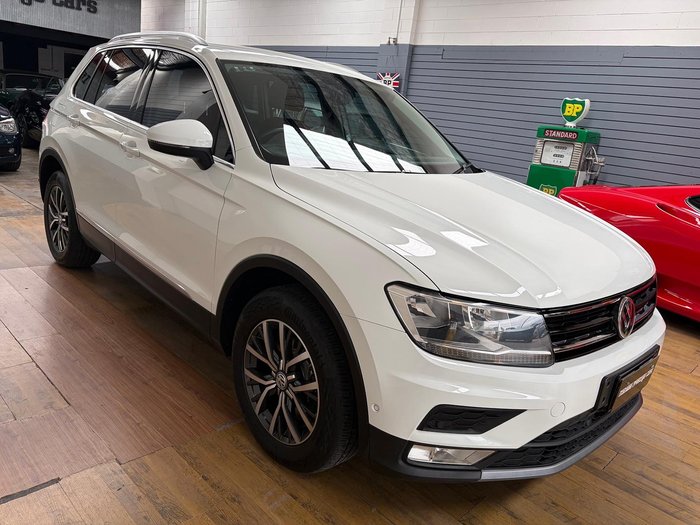 2016 Volkswagen Tiguan 132TSI Comfortline 5N MY17 Four Wheel Drive Pure White