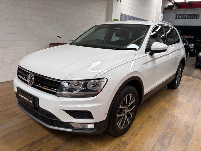 2016 Volkswagen Tiguan 132TSI Comfortline 5N MY17 Four Wheel Drive Pure White