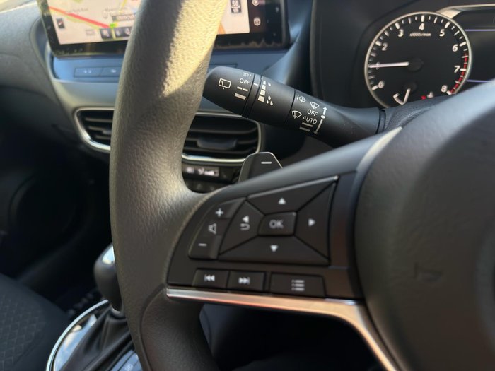 2025 Nissan JUKE ST+