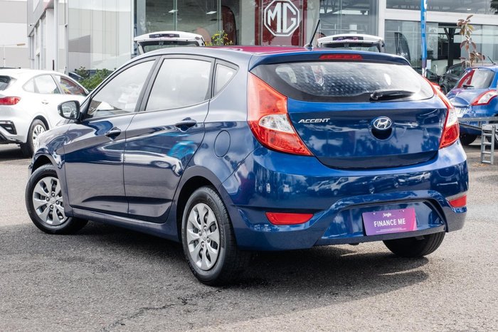 2016 Hyundai Accent Active