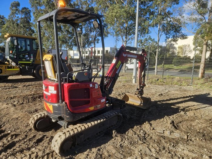 Yanmar Vio17-1