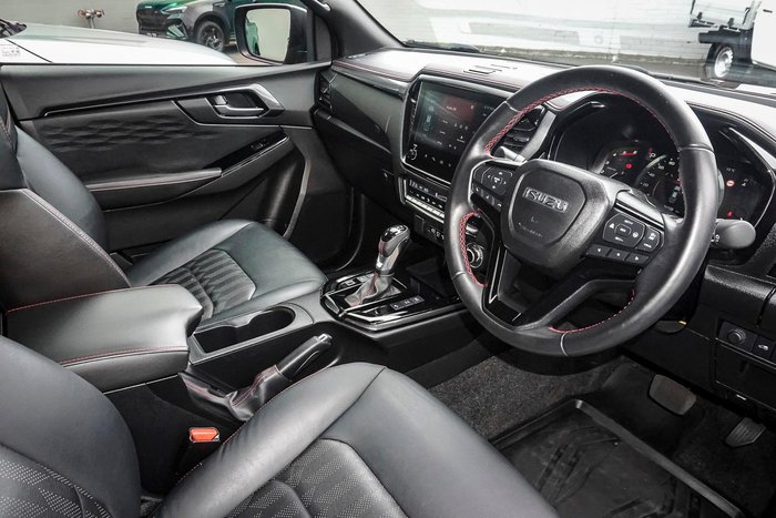 2024 Isuzu D-MAX X-TERRAIN