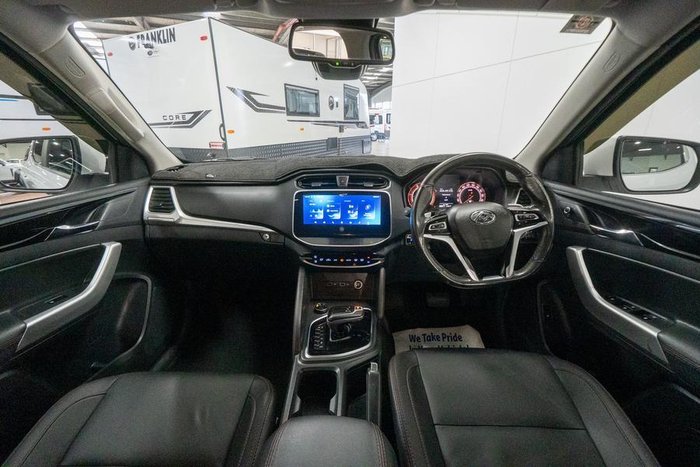 2022 LDV T60 Max LUXE Mega Tub